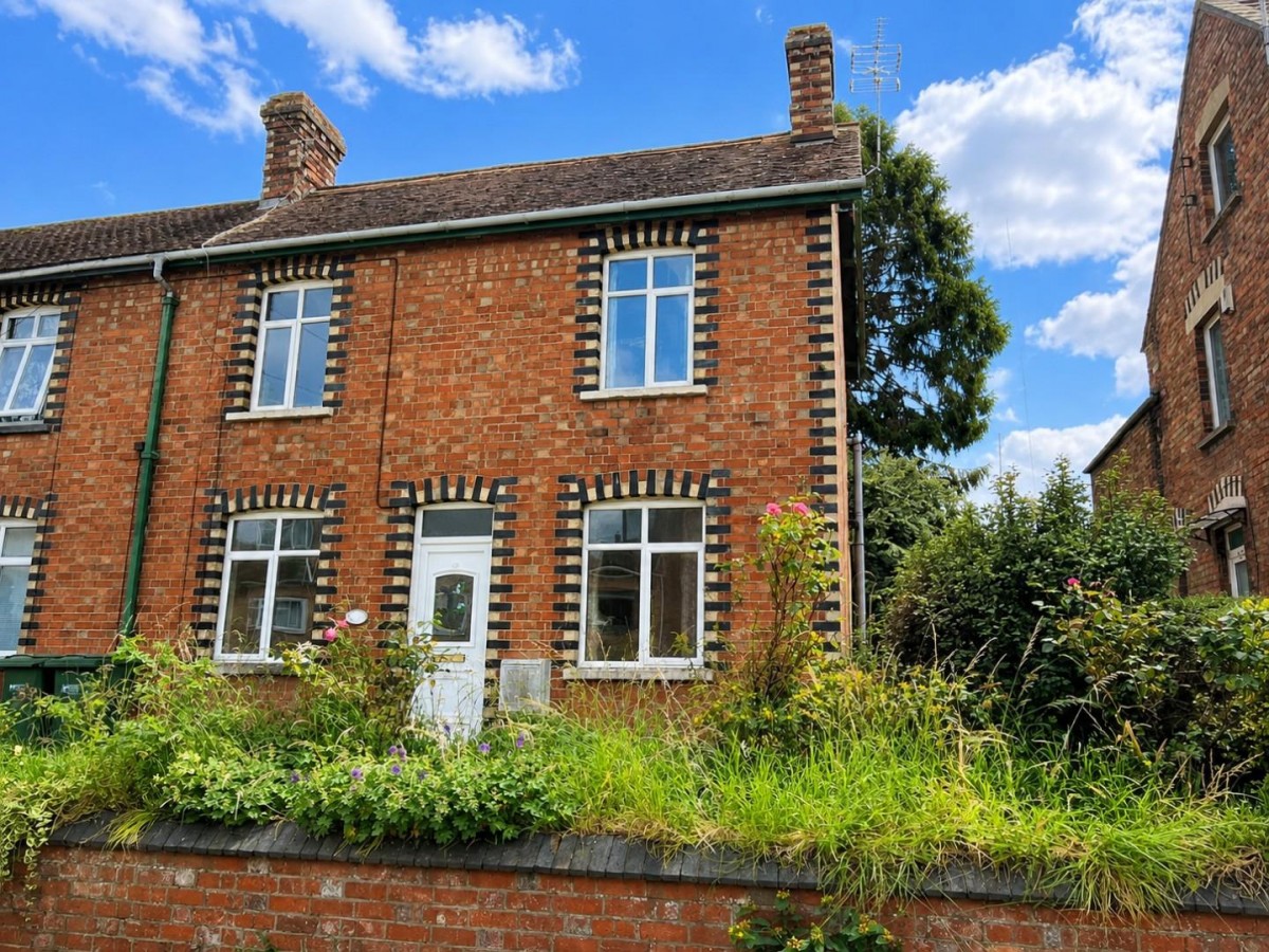 Station Road, Cam, Dursley