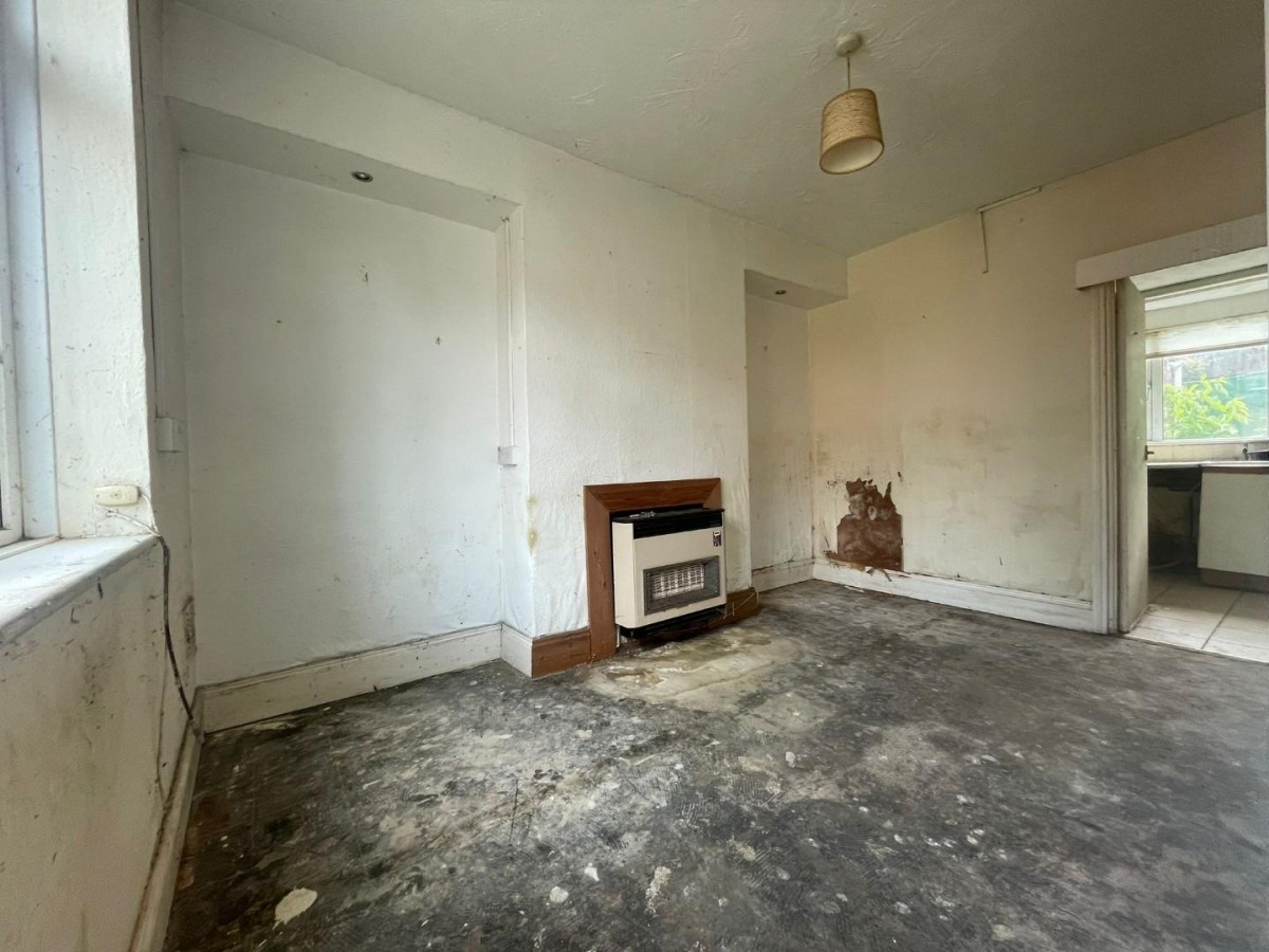 Station Road, Cam, Dursley