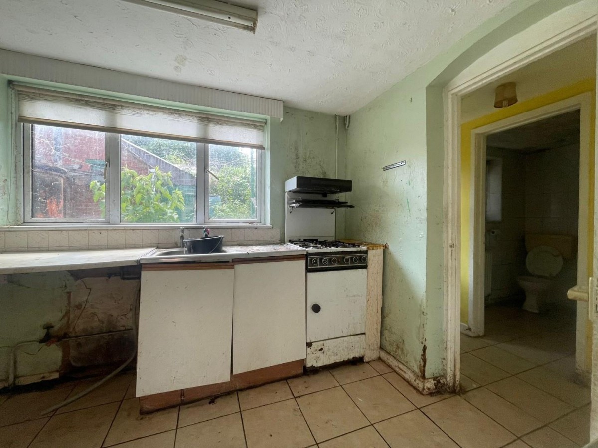 Station Road, Cam, Dursley