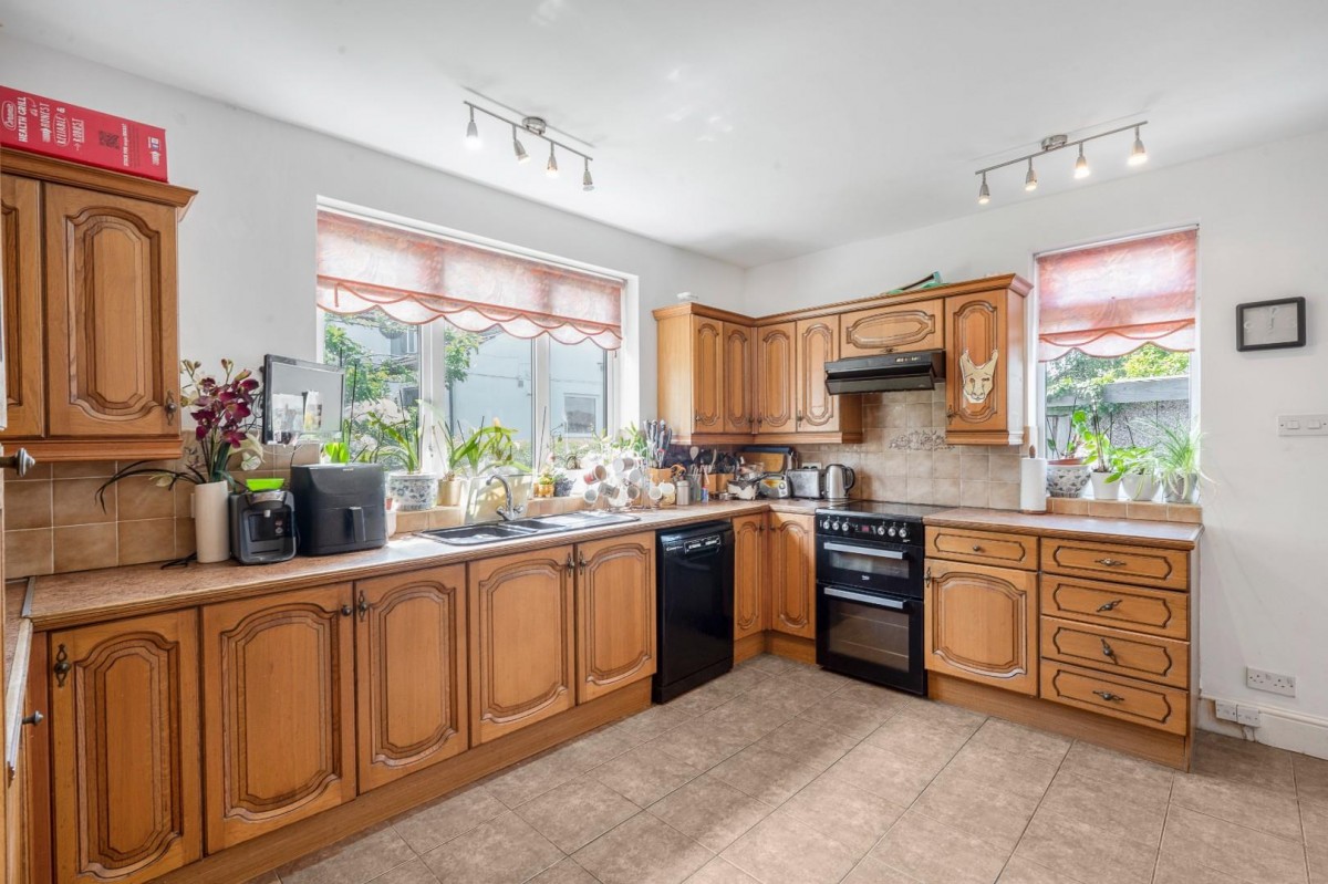 Primley Park Mount, Alwoodley, Leeds