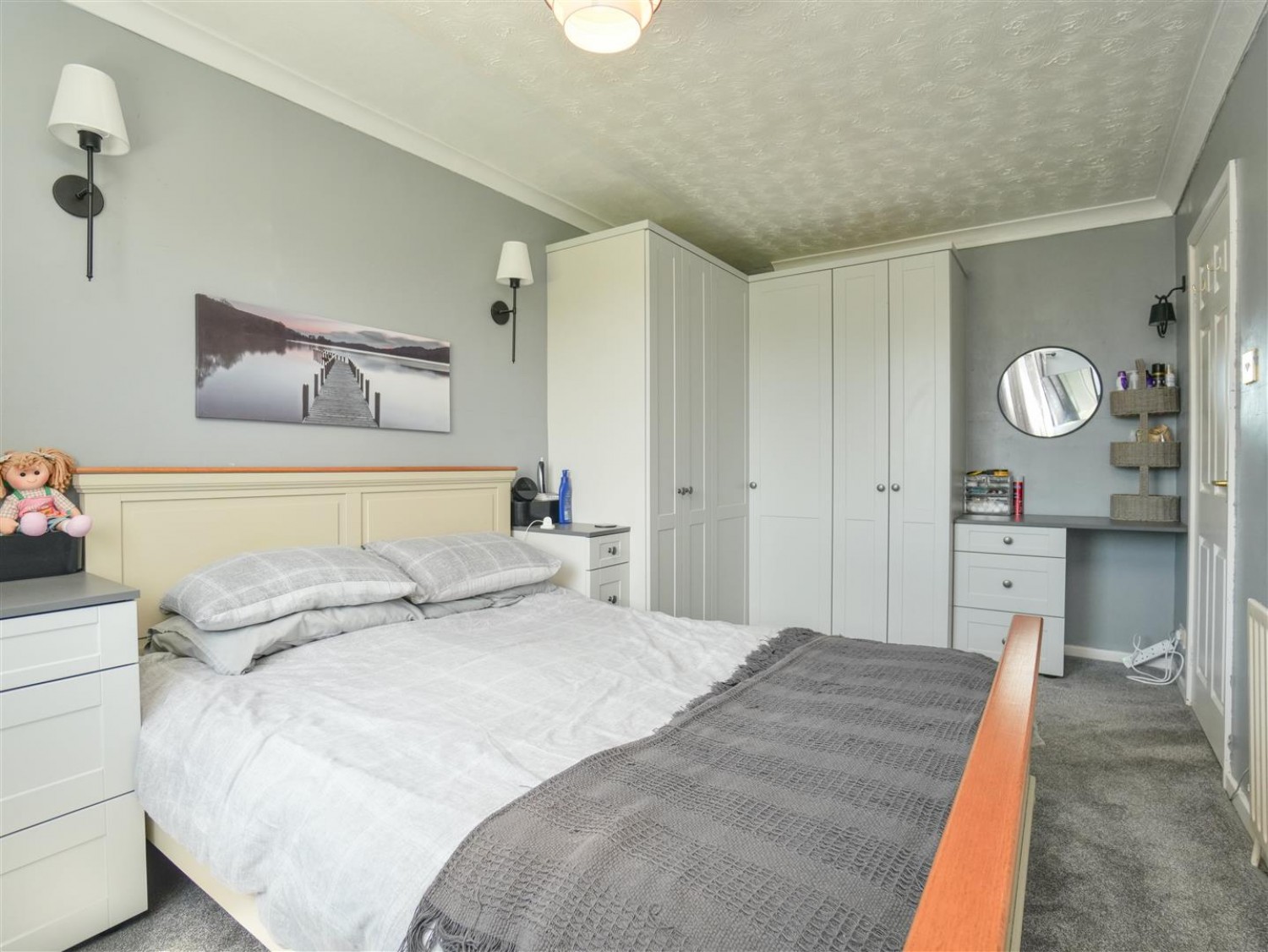 3 bedroom House for sale in York Road, Strensall, York