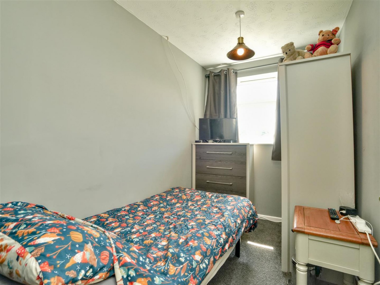 3 bedroom House for sale in York Road, Strensall, York