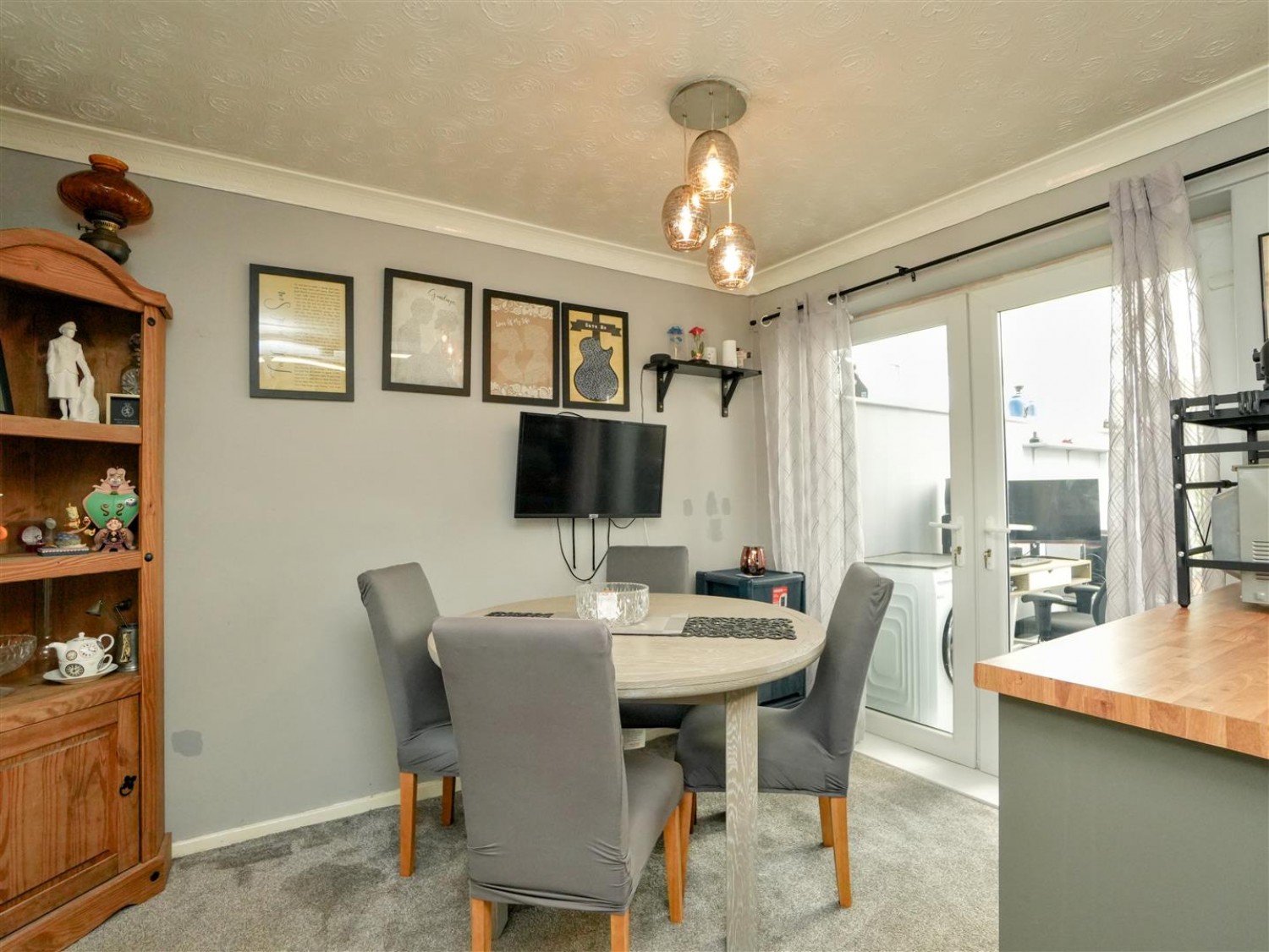3 bedroom House for sale in York Road, Strensall, York
