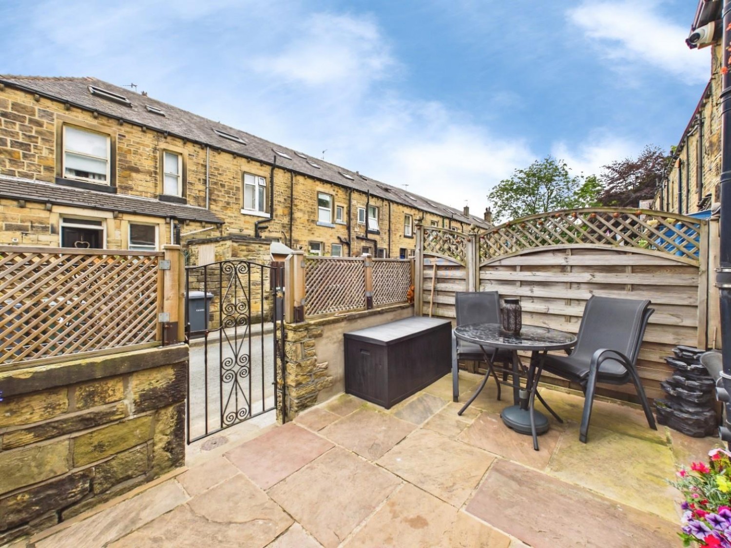 Park Avenue, Bingley