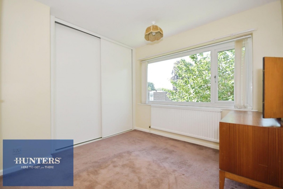 Glenthorne Close, Brampton, Chesterfield, S40 3AR