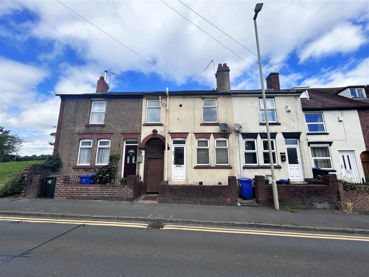 Stourbridge Road, Stourbridge, DY9 7BE