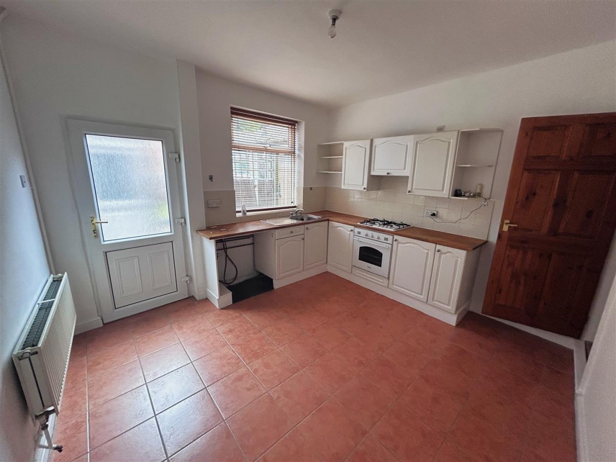 Stourbridge Road, Stourbridge, DY9 7BE