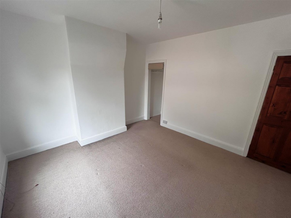 Stourbridge Road, Stourbridge, DY9 7BE