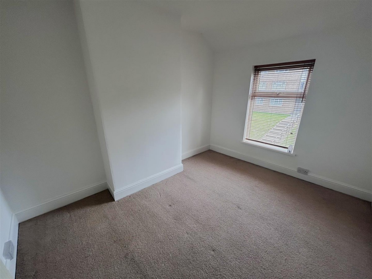 Stourbridge Road, Stourbridge, DY9 7BE