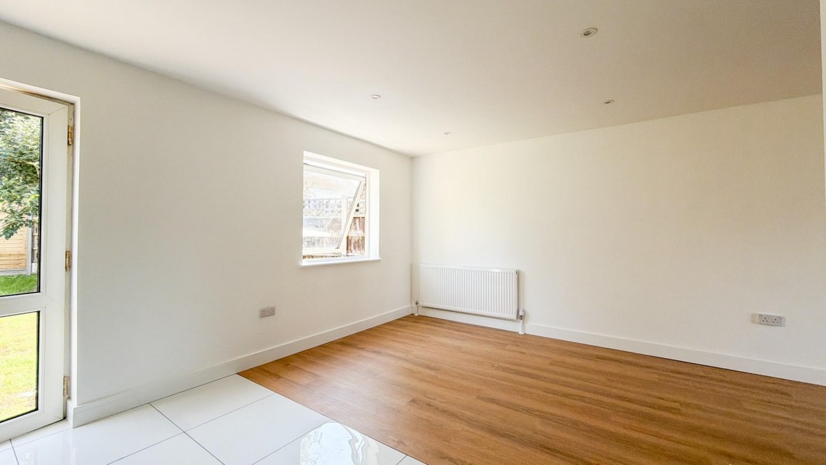 Chichester Way, Yate, BS37 5TB