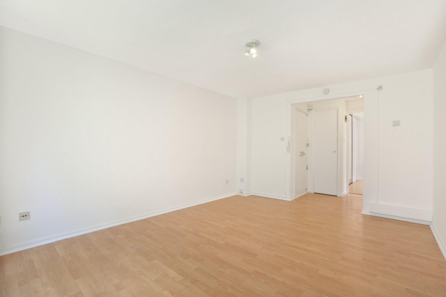 Allendale Close, London, SE5
