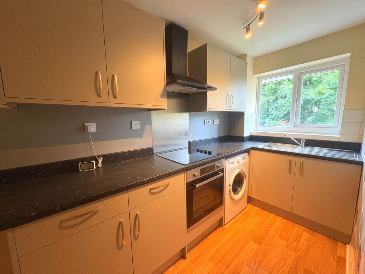 Hawkesbury Close, Redditch