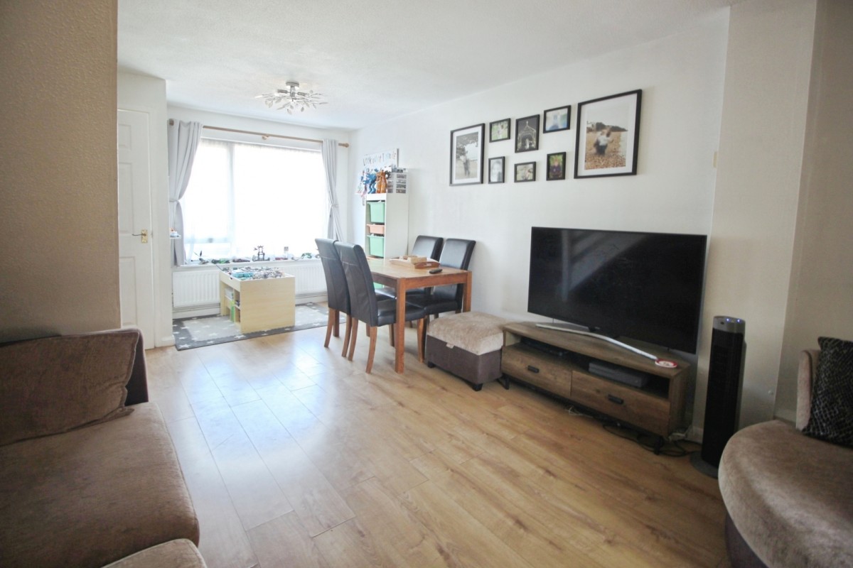 Chillerton, Netley Abbey, Southampton, SO31 5GU