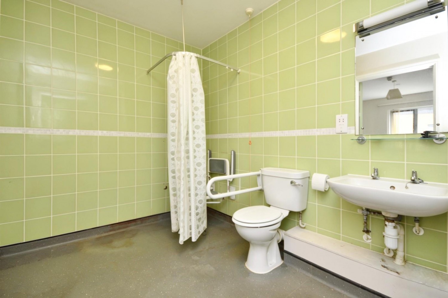 2 bedroom Flat for sale in Queens Road, Bishopsworth, Bristol