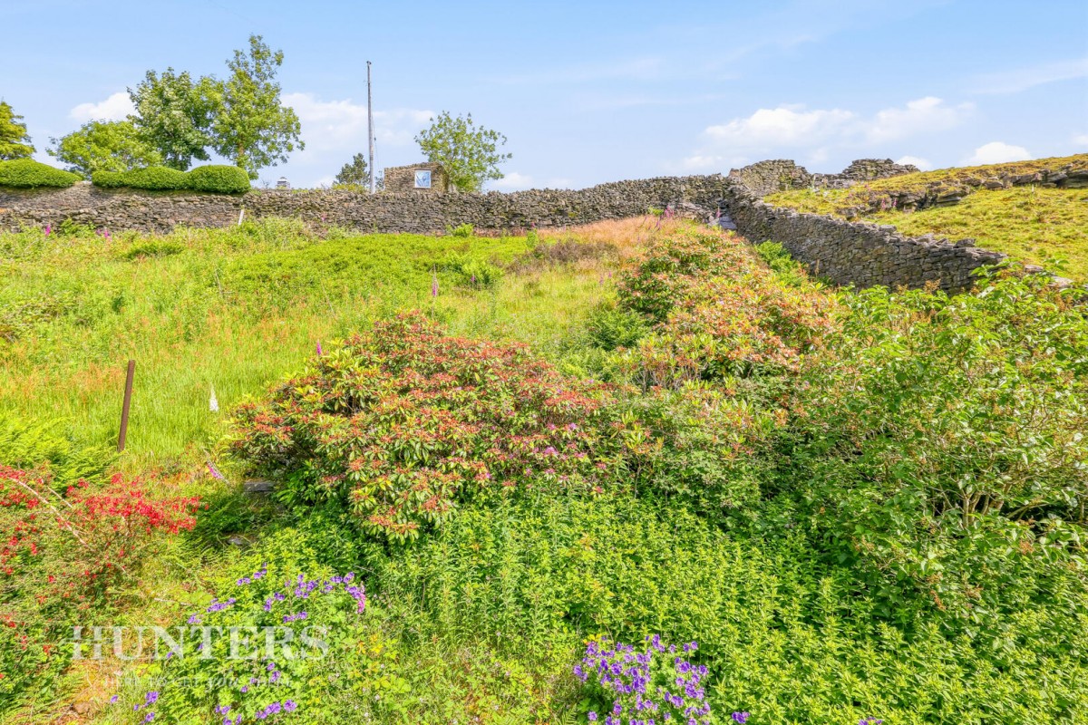 Well House, Healey Stones, Rochdale, OL12 0UE