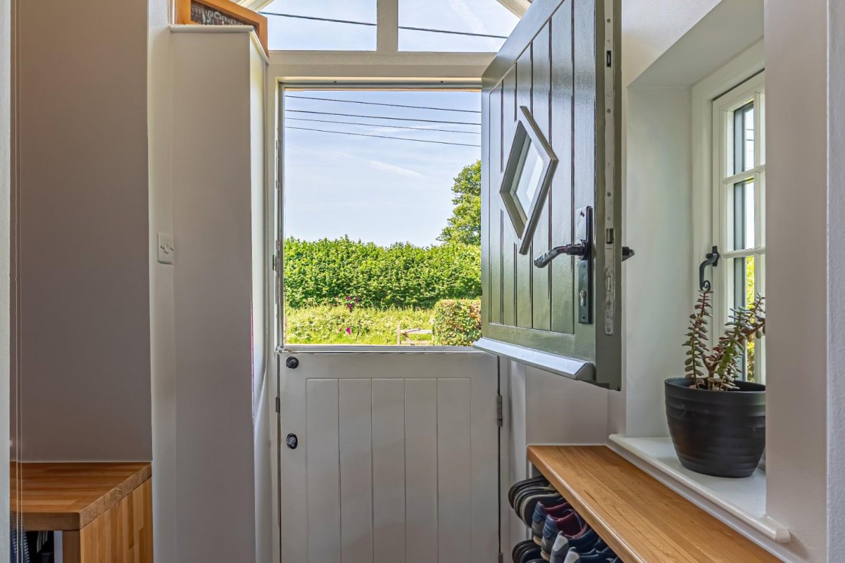 Pear Tree Cottage, Hastoe