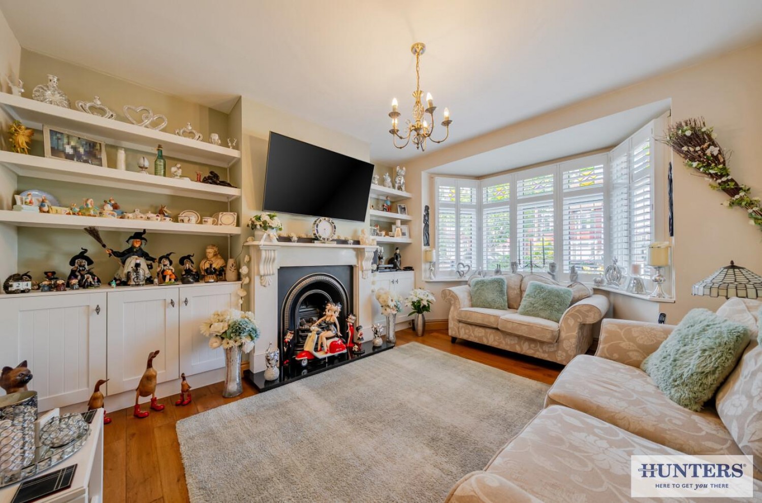 Chelsworth Drive, London
