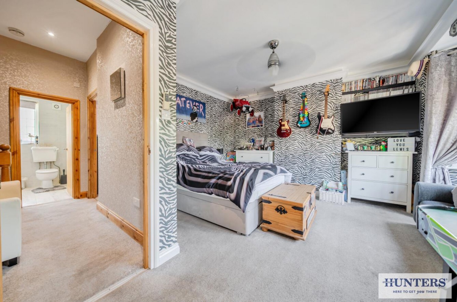 Chelsworth Drive, London