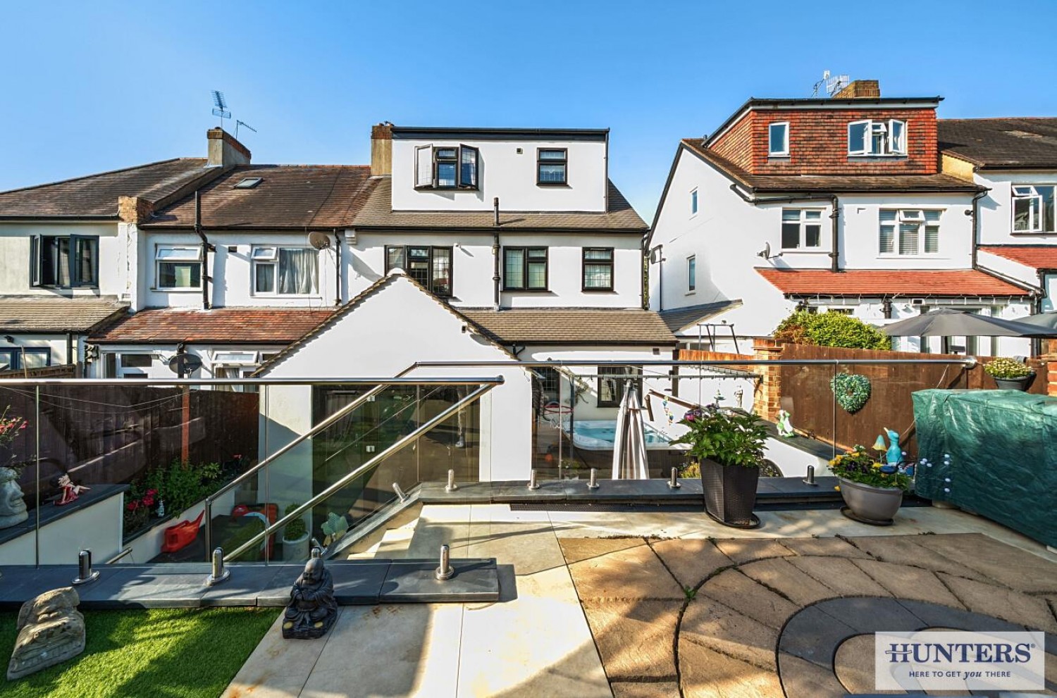 Chelsworth Drive, London