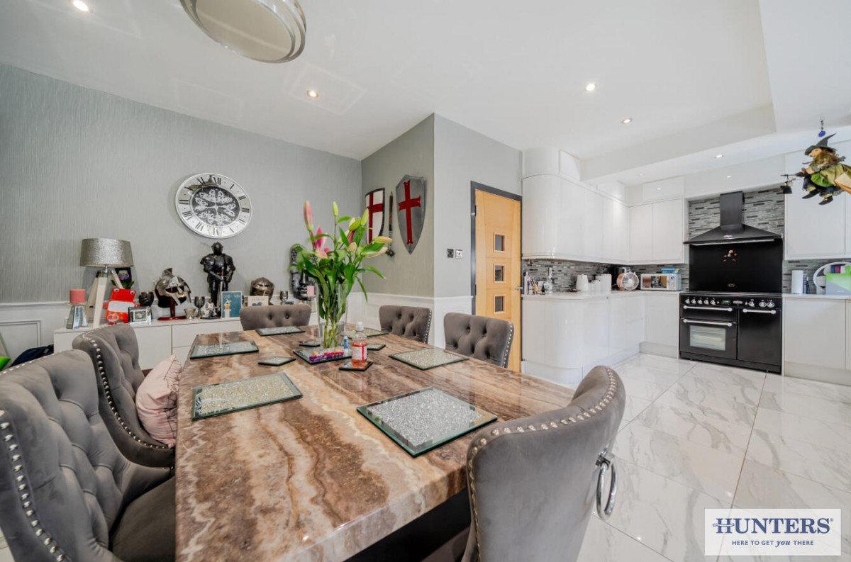 Chelsworth Drive, London