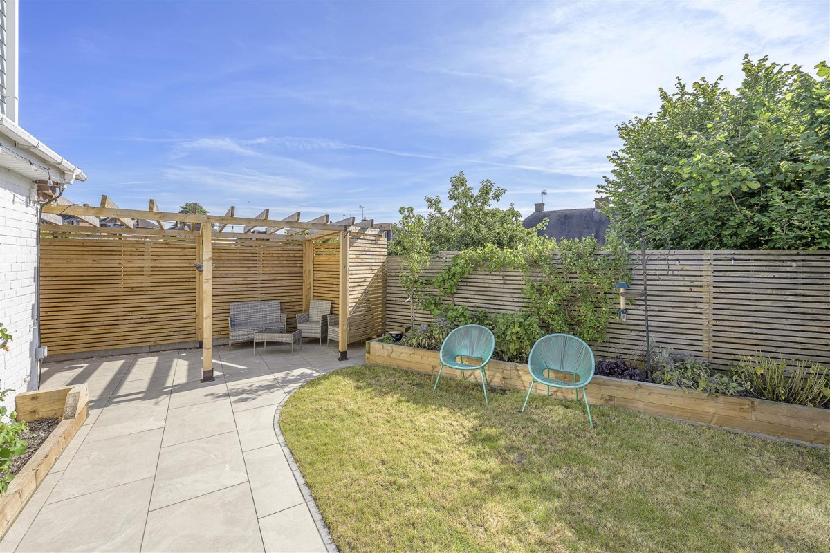 Cedar Close, Stourbridge