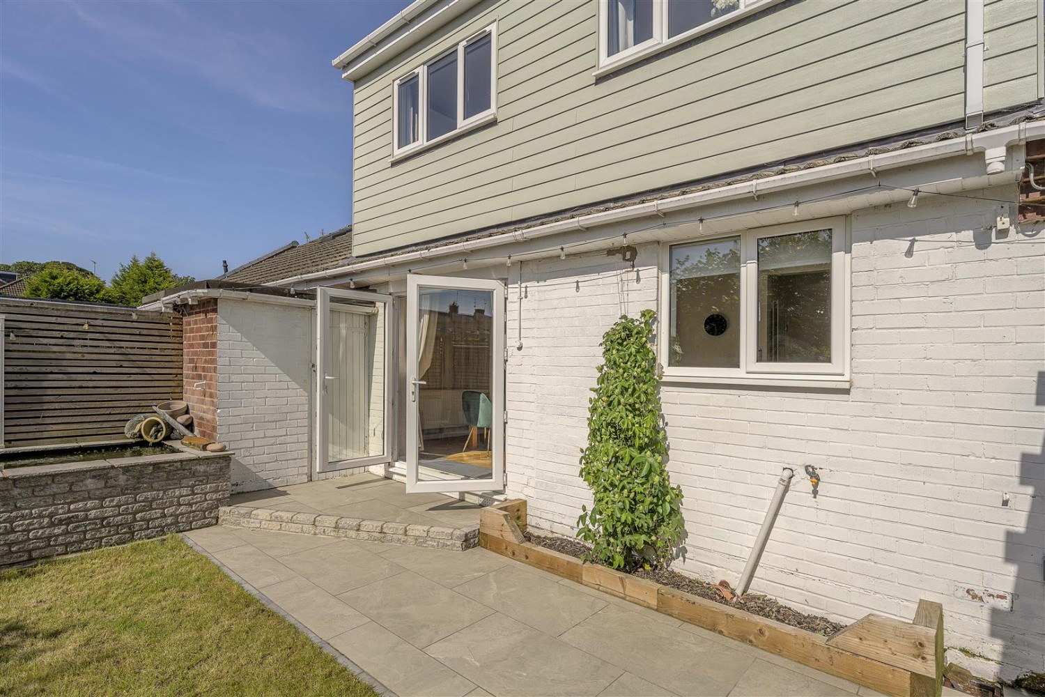 Cedar Close, Stourbridge