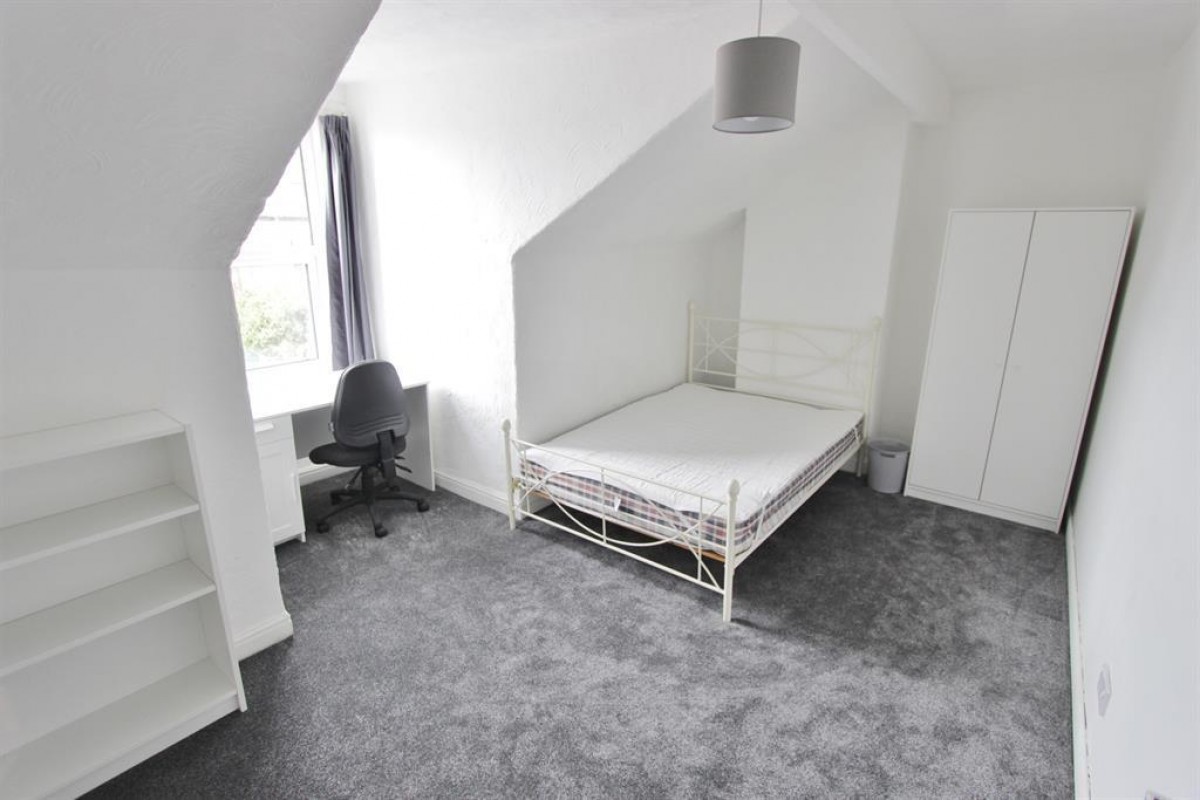 Southgrove Road, Sheffield, S10 2NP