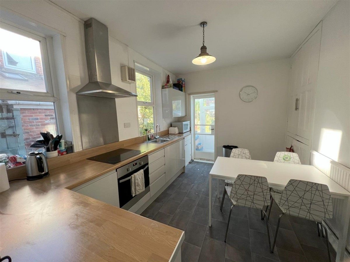 Southgrove Road, Sheffield, S10 2NP