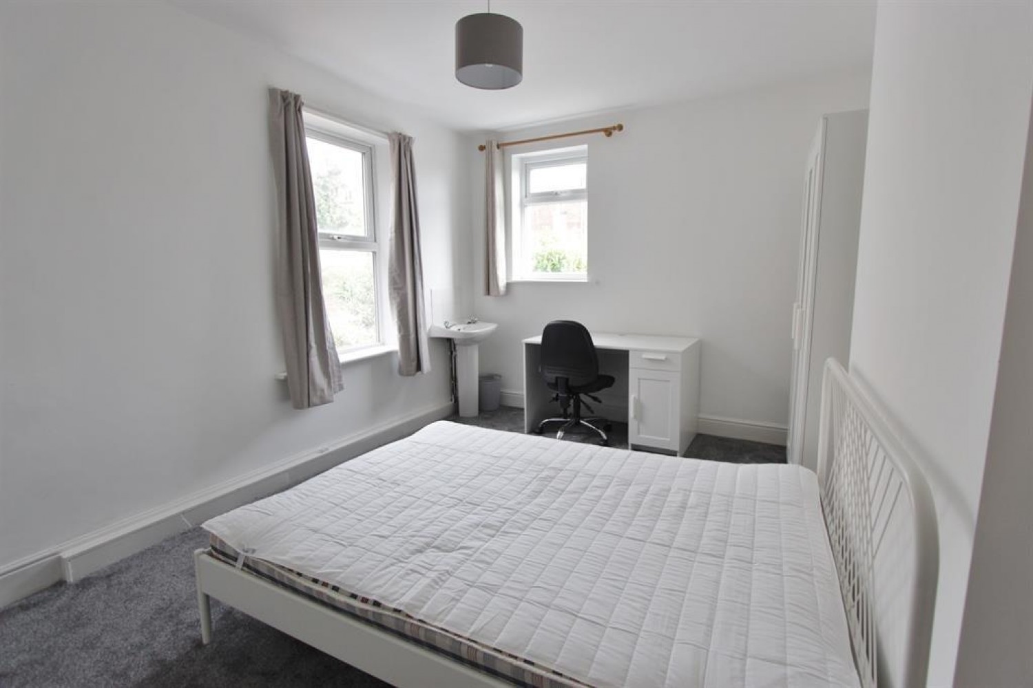 Southgrove Road, Sheffield, S10 2NP