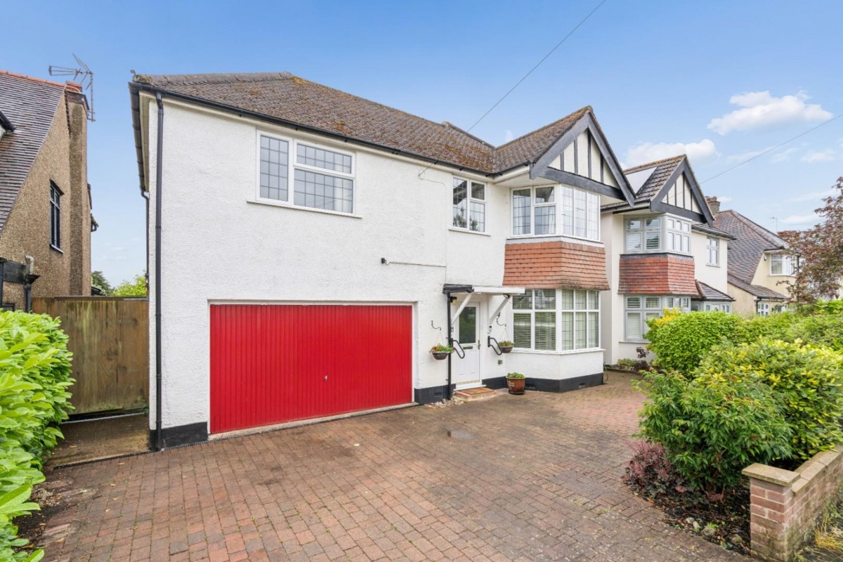 The Drive, Amersham, Buckinghamshire, HP7 9AA