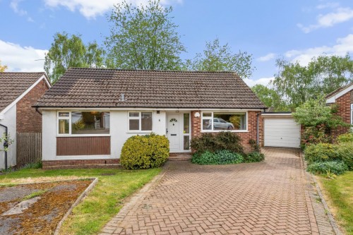 Russell Close, Little Chalfont, Buckinghamshire, HP6 6RE
