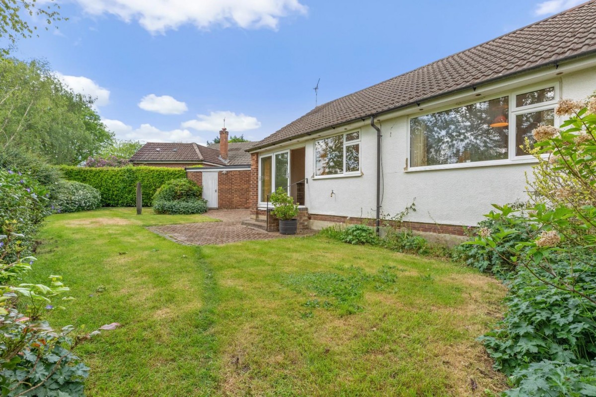 Russell Close, Little Chalfont, Buckinghamshire, HP6 6RE