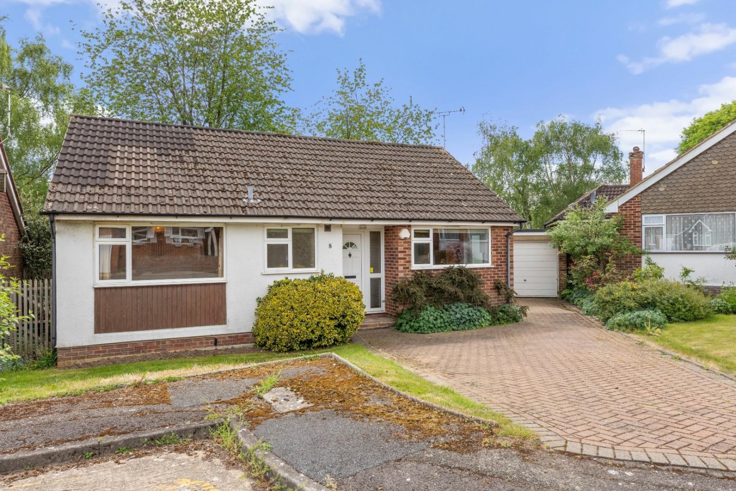 Russell Close, Little Chalfont, Buckinghamshire, HP6 6RE