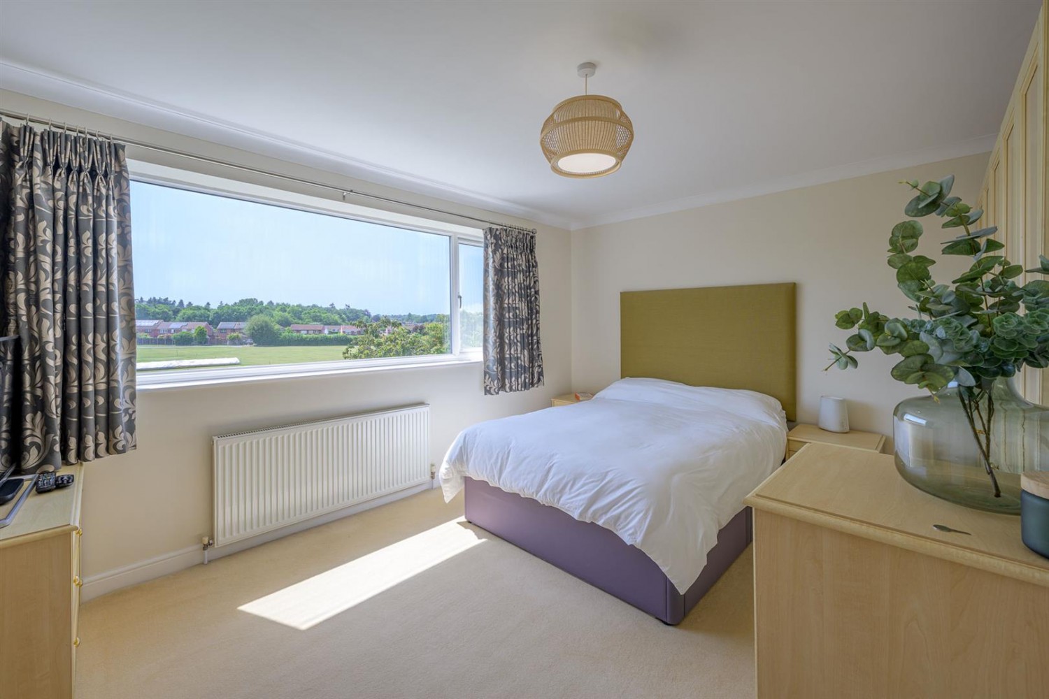 Yarnborough Hill, Stourbridge, DY8 2EB