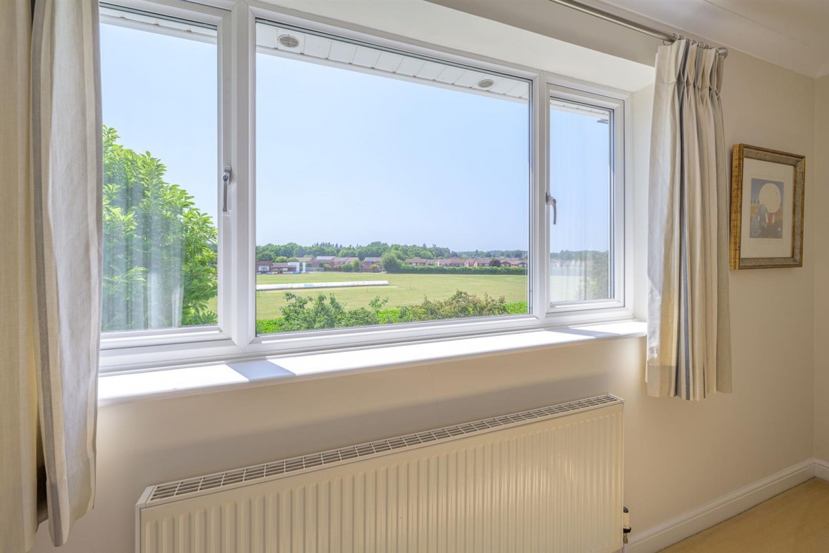 Yarnborough Hill, Stourbridge, DY8 2EB