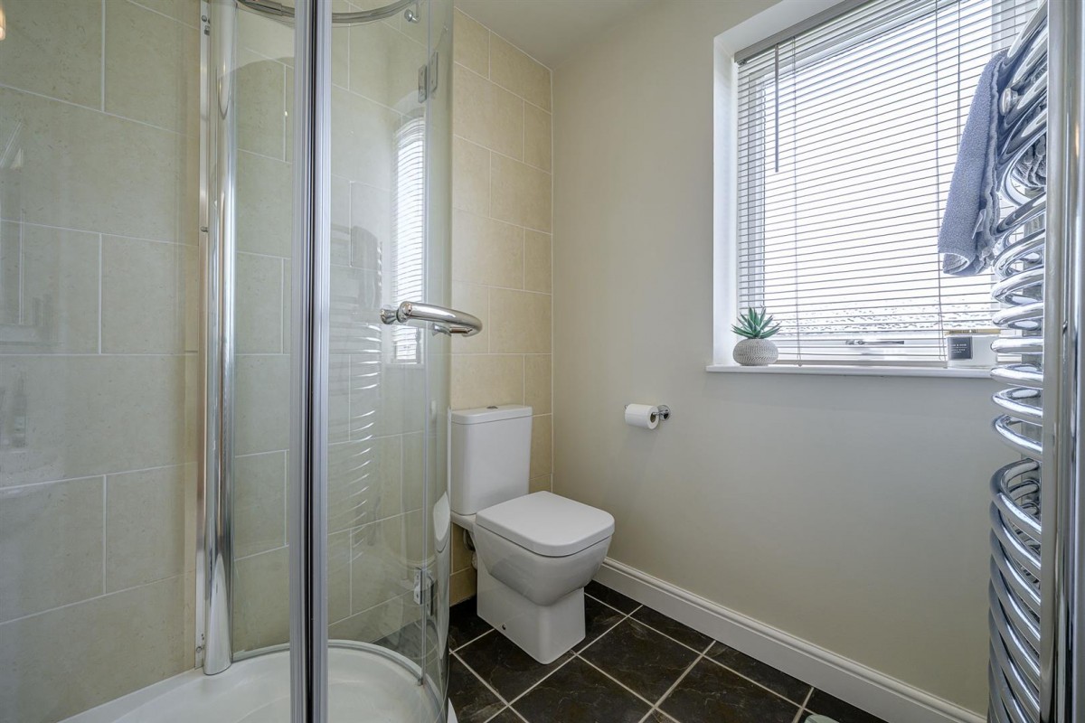 Yarnborough Hill, Stourbridge, DY8 2EB