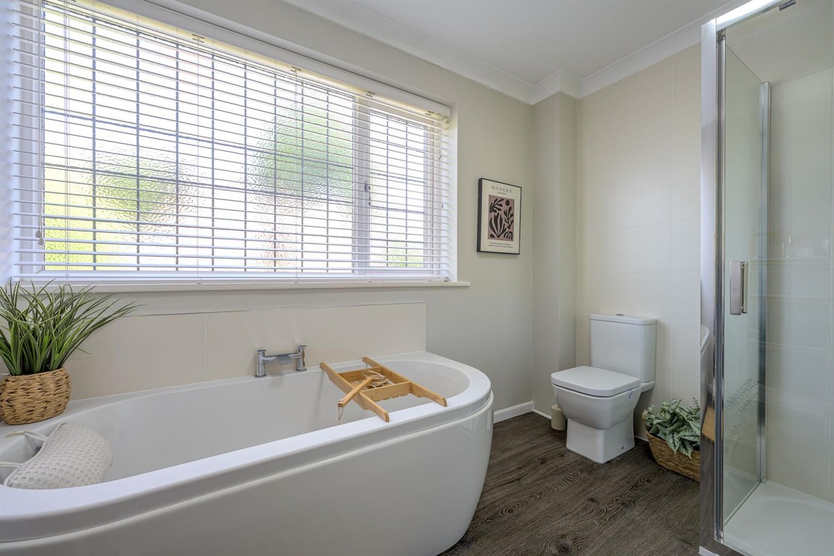 Yarnborough Hill, Stourbridge, DY8 2EB