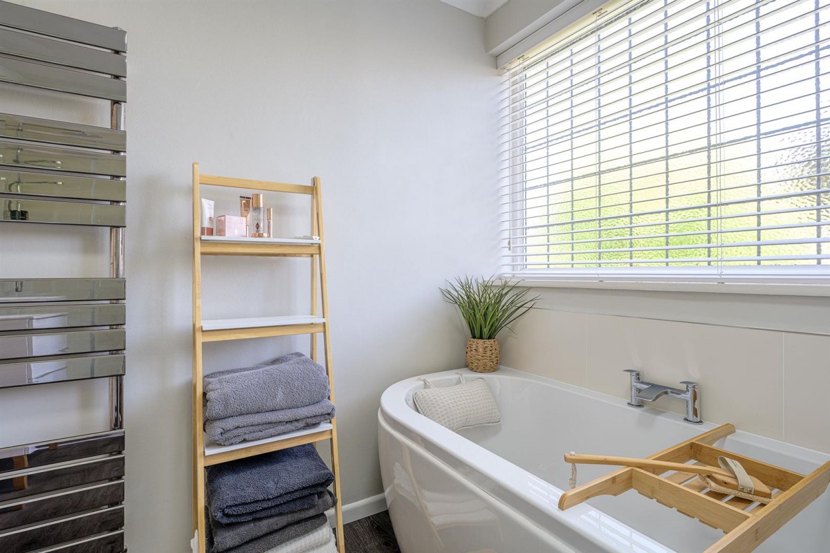 Yarnborough Hill, Stourbridge, DY8 2EB