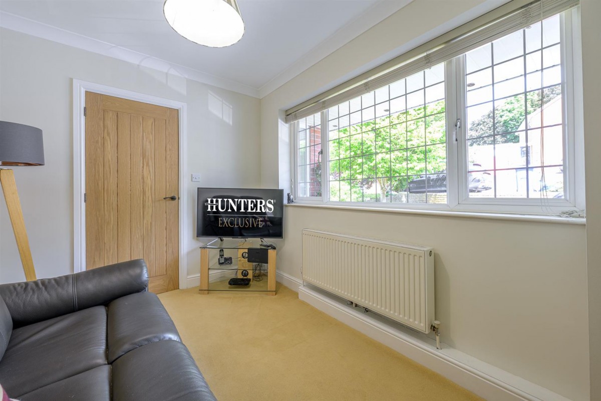 Yarnborough Hill, Stourbridge, DY8 2EB