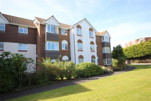 Wentworth Drive, Christchurch, BH23 1RB