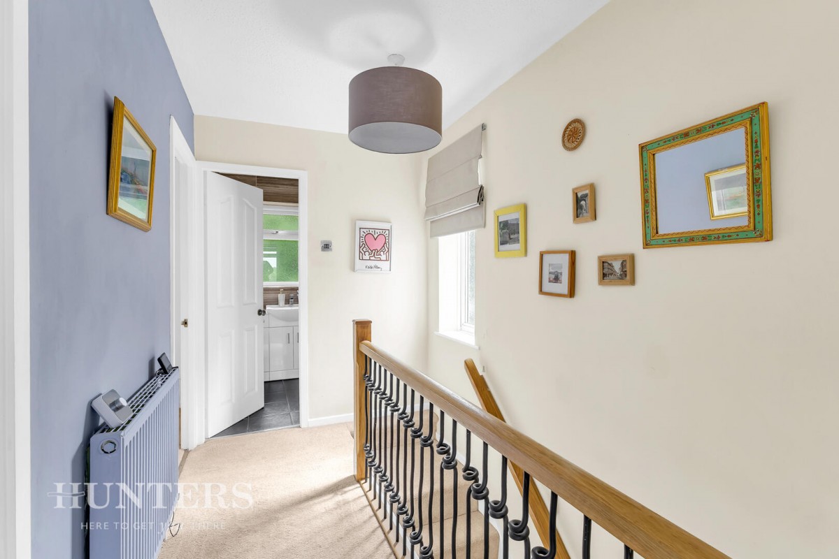 Abbey Drive, Smithy Bridge, OL15 0NA