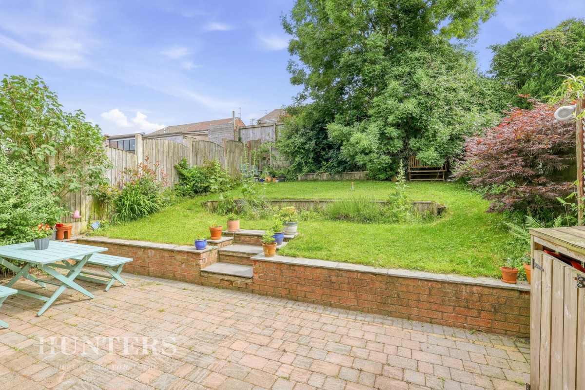 Abbey Drive, Smithy Bridge, OL15 0NA