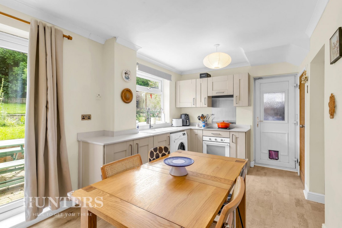 Abbey Drive, Smithy Bridge, OL15 0NA