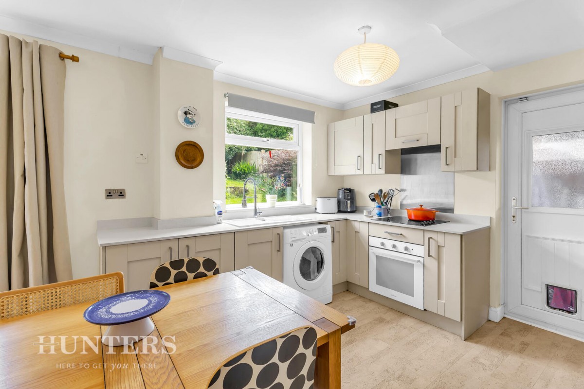 Abbey Drive, Smithy Bridge, OL15 0NA
