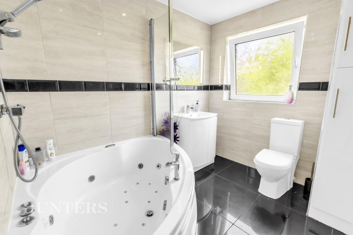 High Barn Road, Alkrington, Manchester, M24