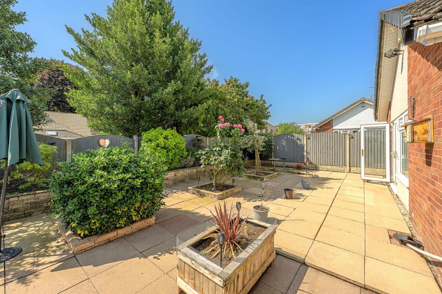 Cedars Avenue, Kingswinford, DY6 9PA