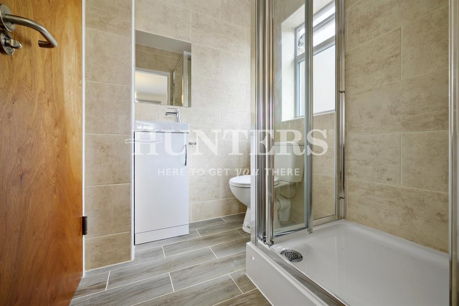 4 bedroom Flat to let in Kilburn Lane, London, W9