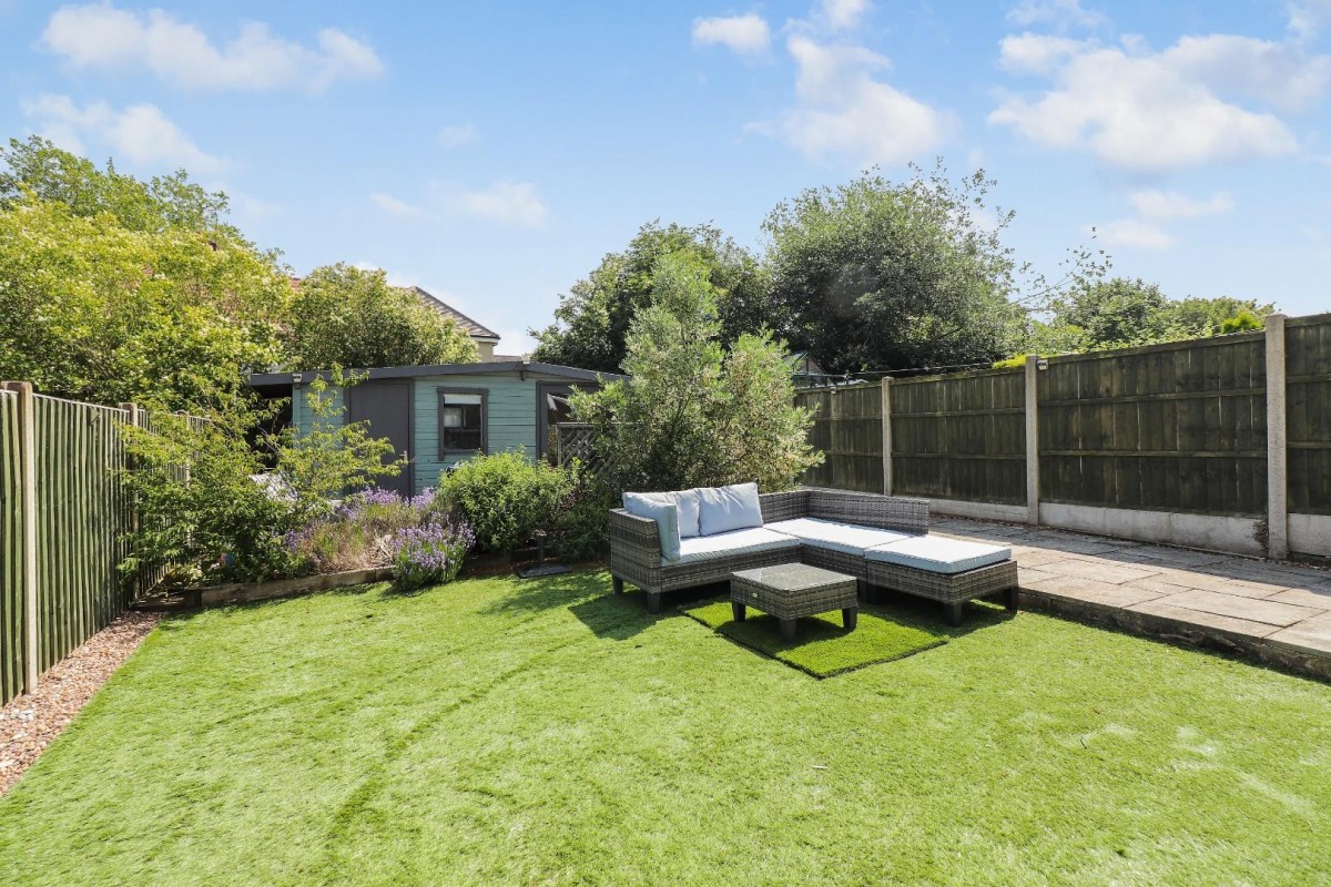 Humphrey Road, Greenhill, Sheffield, S8 7SE