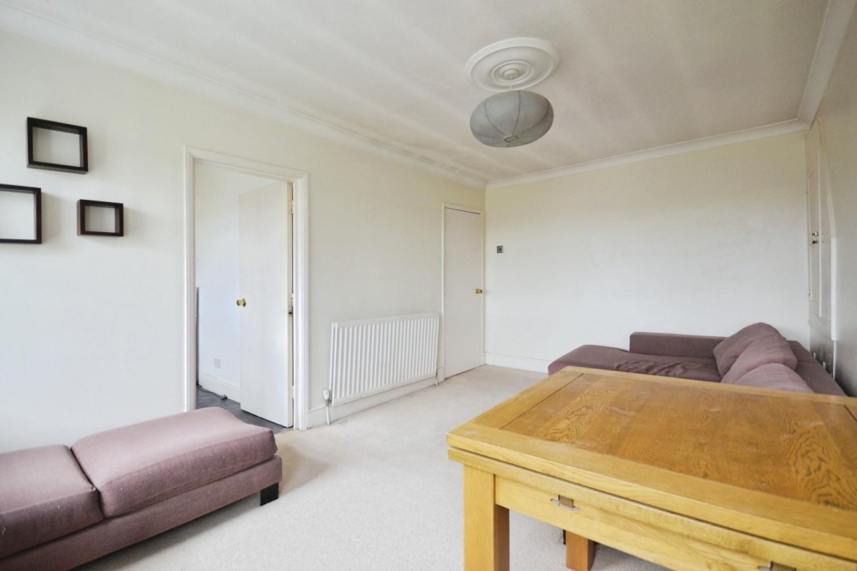 Heritage Court, Castle Hill, Reading
