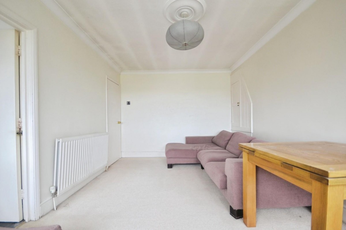 Heritage Court, Castle Hill, Reading